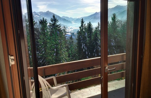 Aeschi bei Spiez Chalet De Esquí | Lujoso chalet de 6 habitaciones, con impresionantes vistas del Oberland bernés