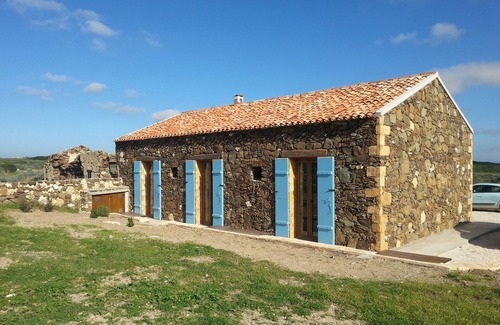 Sassari Casa | redil aislado tradicional con piscina con vistas al campo. mar 500