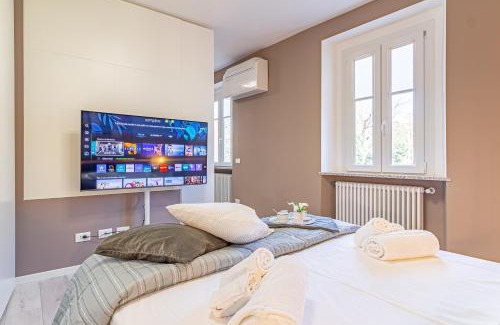 Monza Apartamento | Isolino Bridge Apartment - Historic Center