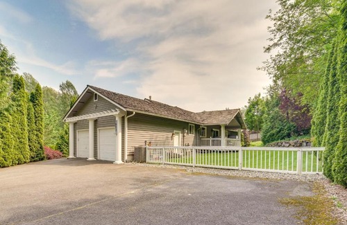 Issaquah Casa | Issaquah Retreat Near Lake Sammamish State Park!