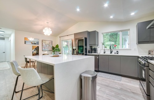 Issaquah Casa | Issaquah Retreat Near Lake Sammamish State Park!
