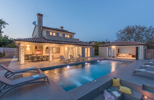 Sveta Nedelja Villa | Istria.Villas