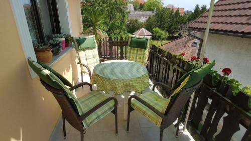 Vonyarcvashegy Apartamento | István apartments