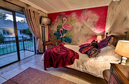 Bloemfontein Casa | IsZis Guest house