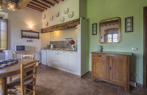 Castelnuovo di Val di Cecina Otro | San Paolo Farm, Wifi, Pool, Val Di Cecina