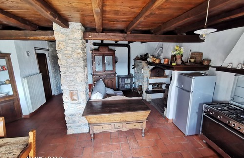 Castelvecchio di Rocca Barbena Casa | casa de piedra, pueblo medieval. 15 kilometros del mar. terraza
