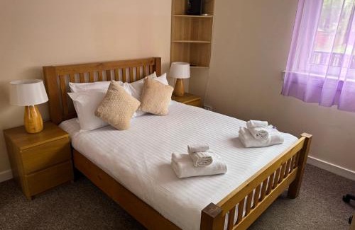 Sighthill Apartamento | It is a spacious and beautiful home