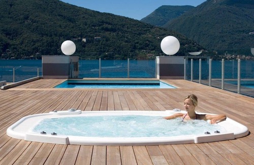 Maccagno Apartamento | Luxury 4 bed penthouse apartment with pool
