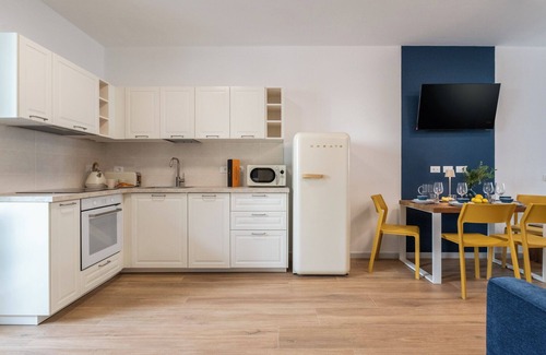 Marina di Pisa Apartamento | Taro's Blue Sea Apartment by Pleiades Home