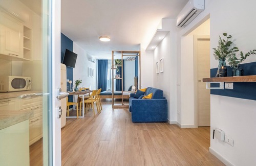 Marina di Pisa Apartamento | Taro's Blue Sea Apartment by Pleiades Home