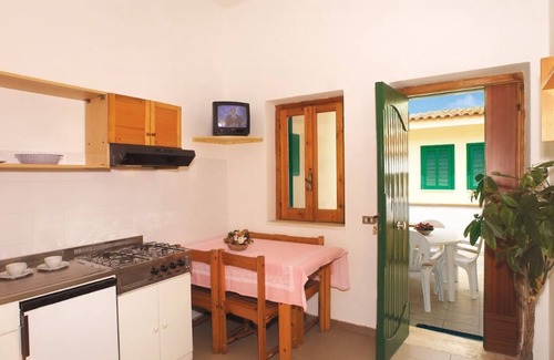 Santa Maria del Cedro Casa | Bungalows surrounded by greenery a stone's throw from the sea