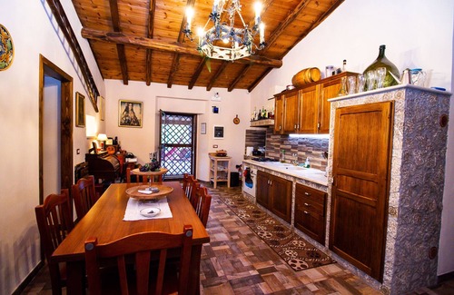Motta Camastra Villa | LE MUSE CATANESI POOL GOLE ALCANTARA