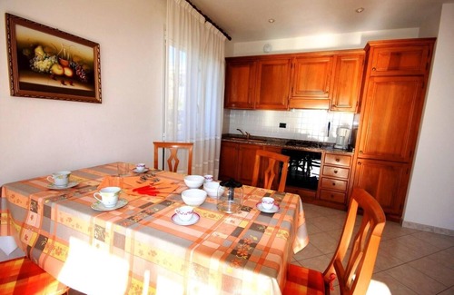Poggi Apartamento | Flat with sea view and garden | V31