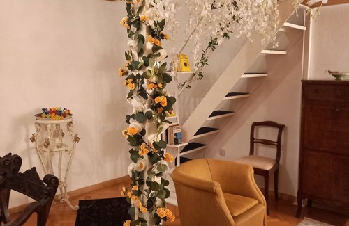 Martignano Apartamento | Romantic Apartment in Historic Trento, Italy - Mountain Views