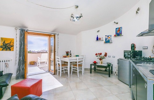 Rosignano Solvay Apartamento | Acogedor apartamento para 2 personas con WIFI, TV, terraza, mascotas permitida y aparcamiento