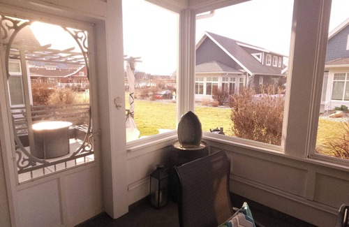 Okanagan-Similkameen Cabaña | Spacious + modern, family-friendly cottage in wine country🍷