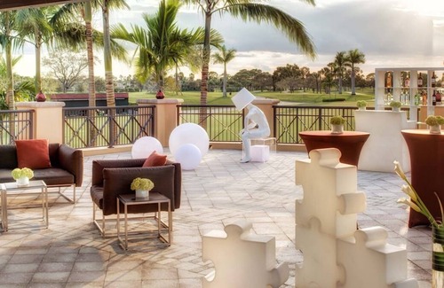 Hunt Club Complejo | It's Time For Another Adventure! 3 Spacious Units, Spa Tub, Golf Driving Range