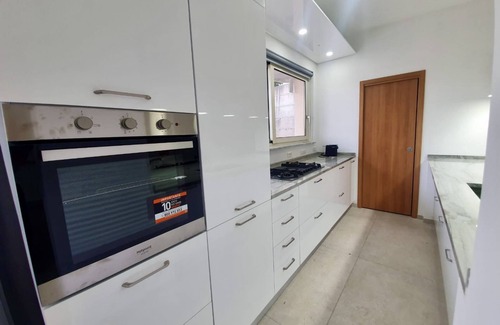 Santa Caterina Dello Ionio Marina Casa | Entire property with 6 independent apartments for 23 people
