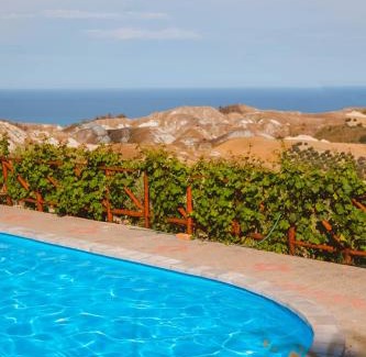 Santa Caterina dello Ionio Casa | Calàmi - Villa Romeo - Private Apartments with Pool, Seaview & Olive Grove