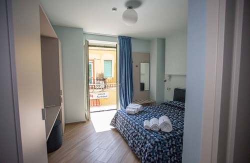 Santa Maria di Castellabate Hotel | CAMERA CIRCE-Doble con dos camas-Clásico-Baño Privado-Balcón