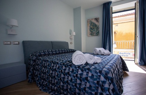 Santa Maria di Castellabate Hotel | CAMERA HELIOS-Doble con dos camas-Confortable-Baño Privado-Balcón