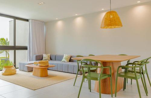 Itacimirim Apartamento | IT82 Lindo Apto 3/4, Pé na Areia, Vista Mar - Itacimirim