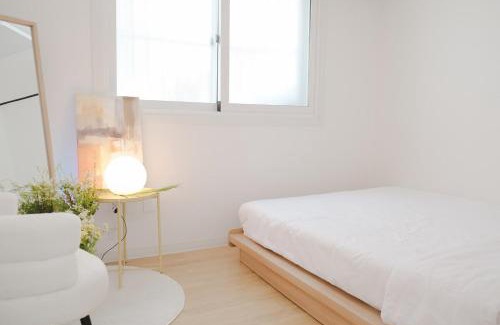 Gyeongnidan-gil Villa | Itaewon, Seoul, Comfortable Family Room for 4