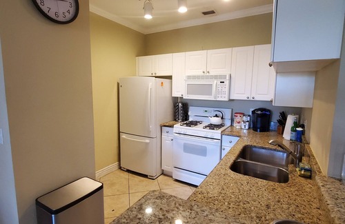 Clearwater Condominio | Italian style Waterfront Resort