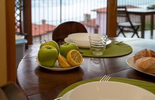 Fonteno Apartamento | Italian Vacation Homes - Garden Lake Iseo