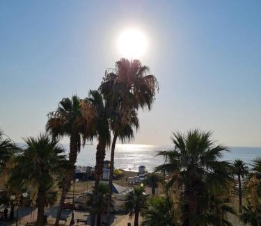 Larnaca City Centre Apartamento | Ithaki Phinikoudes Apartment No. 102