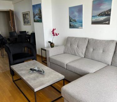 Larnaca City Centre Apartamento | Ithaki Phinikoudes Apartment No. 102
