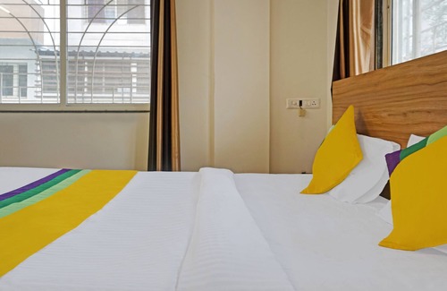 Kharadi Hotel | Itsy By Treebo - Palm Bliss