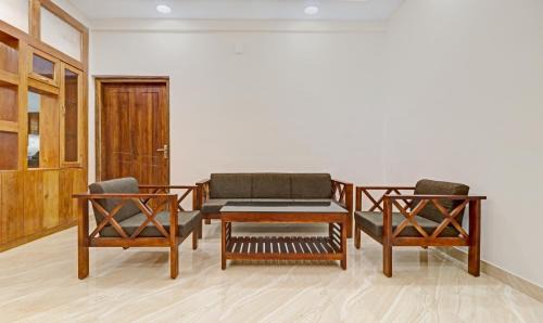 Kochi Hotel | Itsy Hotels Palm Grove By D2V