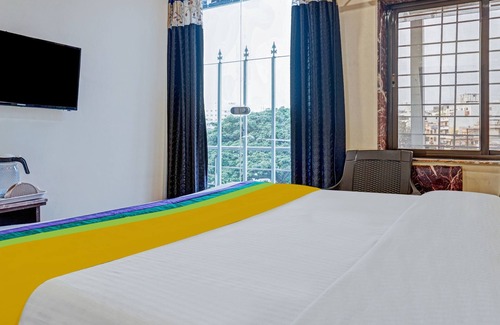 Pune Casa | Itsy Hotels Punest