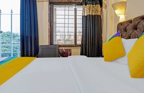 Pune Casa | Itsy Hotels Punest