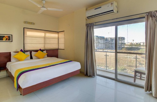 Pune Hotel | Itsy Hotels Sky Vista