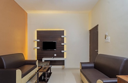 Hope College Hotel | Itsy Hotels Sri Mani'S Residency, Coimbatore Airport