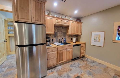 Pagosa Springs Casa | IVACAZ Suites on the Golf Course
