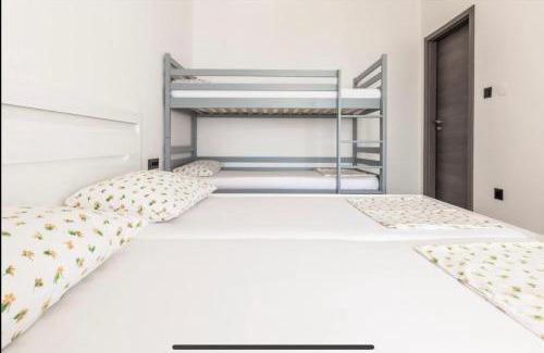 Marusici Apartamento | Ivana Black & White Apartments - Marusici