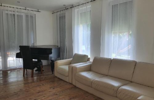 Balatonlelle Apartamento | Ivett apartmanház
