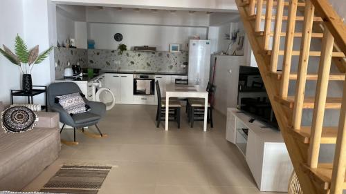 Perivolion Casa | Ivoni Family House