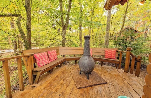 Benton Apartamento | Ivy Cottage | Cute Cottage Along The Ocoee River
