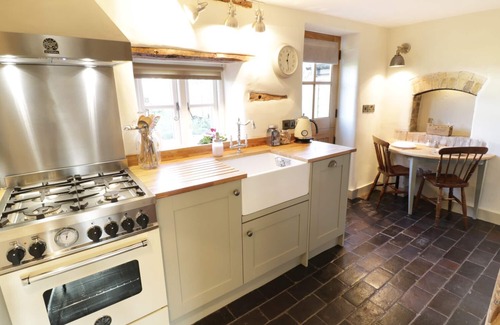 Moreton Cabaña | Ivy Cottage, MALVERN