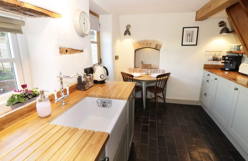 Moreton Cabaña | Ivy Cottage, MALVERN