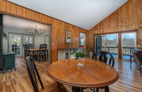 Black Mountain Casa | Ivy Cottage