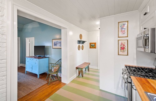 Batesville Cabaña | Ivy Cottages - Cornwall Cottage