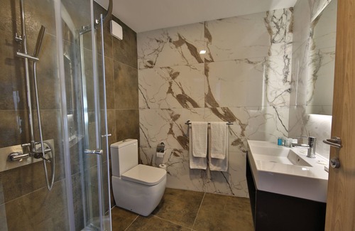 Paceville Hotel | Ivy Hotel - Adults Only