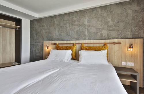 Paceville Hotel | Ivy Hotel - Adults Only