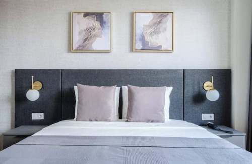 Basaksehir Apartamento | Ivy - Modern Cozy 1BR Apt w Private Parking & Gym
