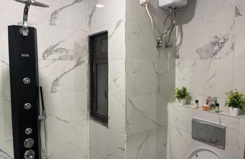 Andheri West Apartamento | Ivy Splendour Private Studio B, Oshiwara